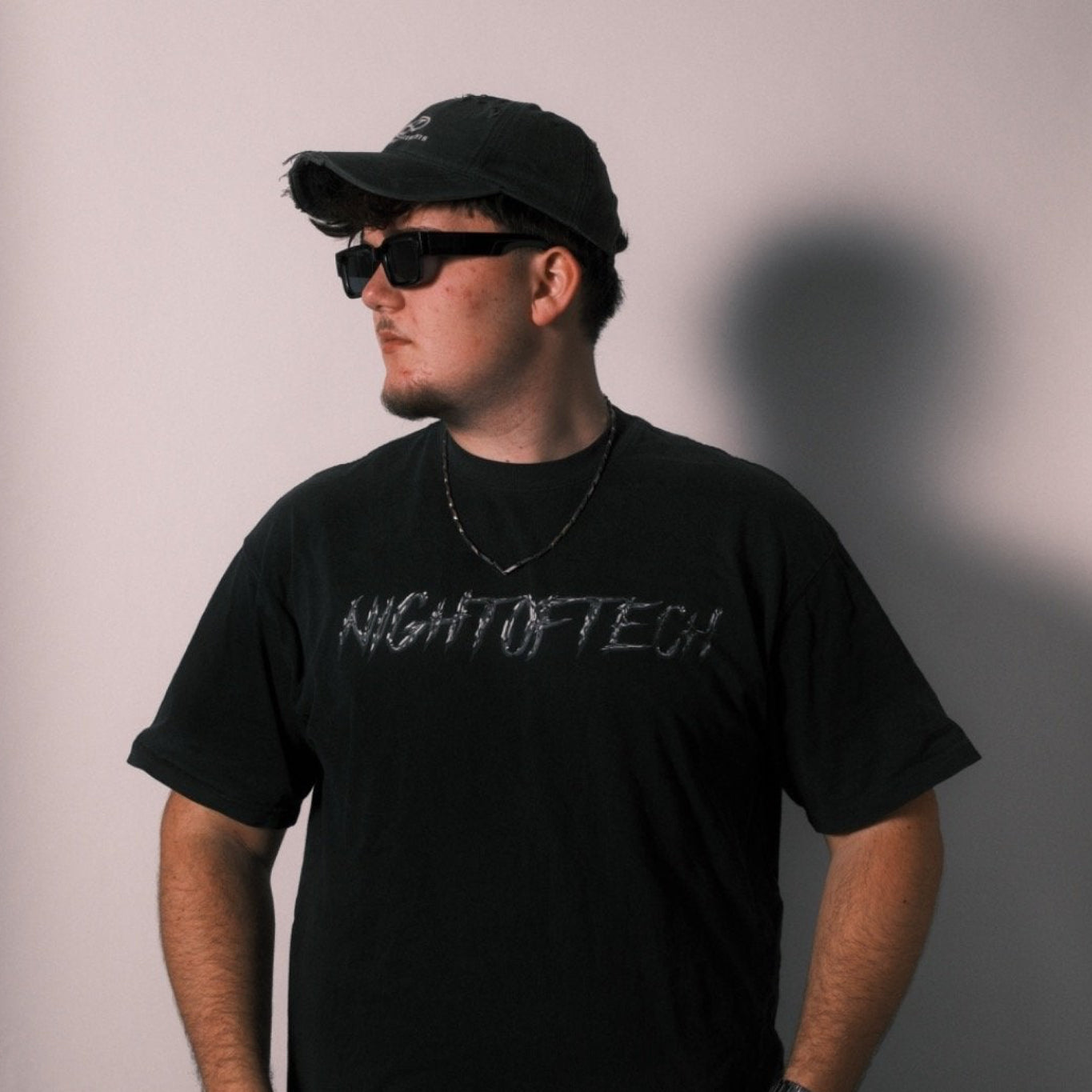 Nightoftech 77 T-Shirt Oversized